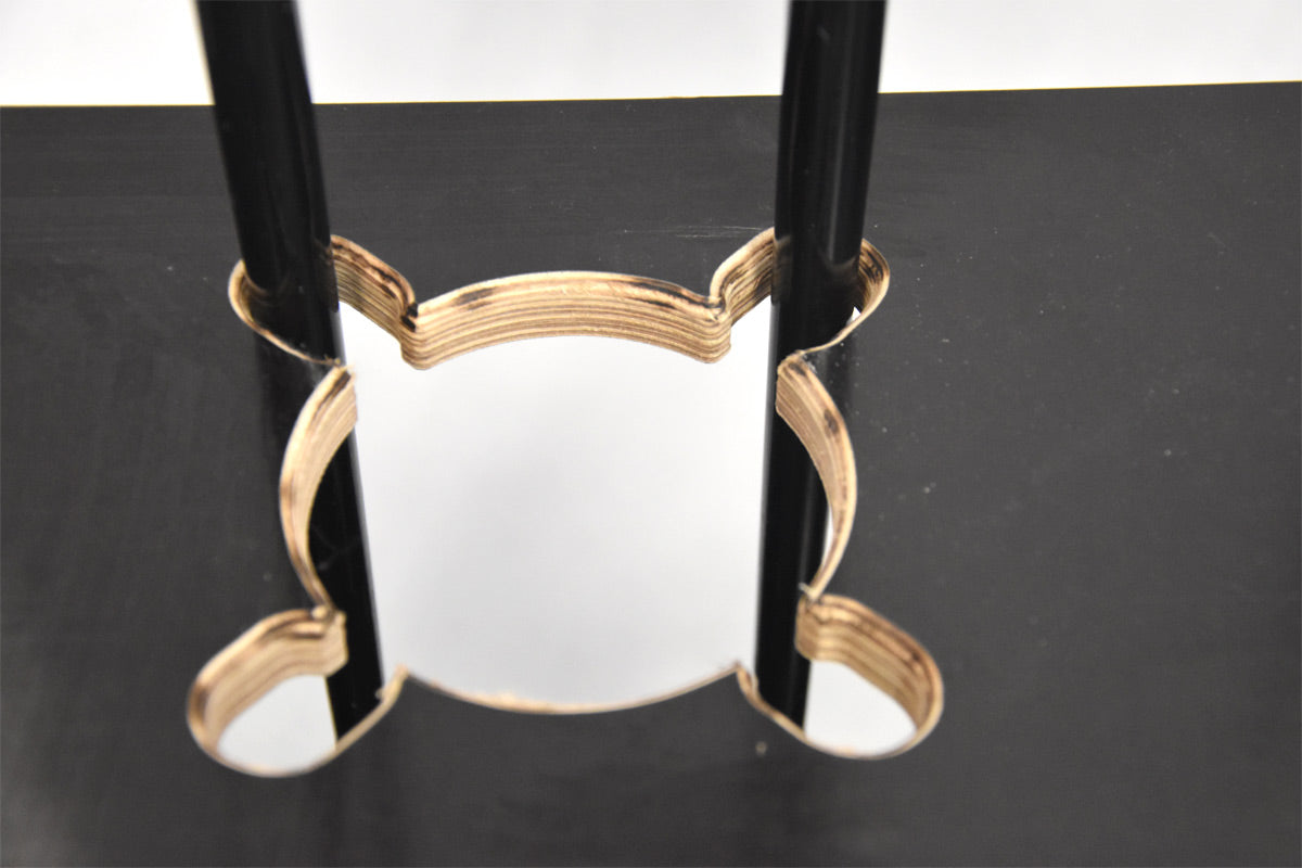 Kombinierter Skiständer für Ski und Stöcke