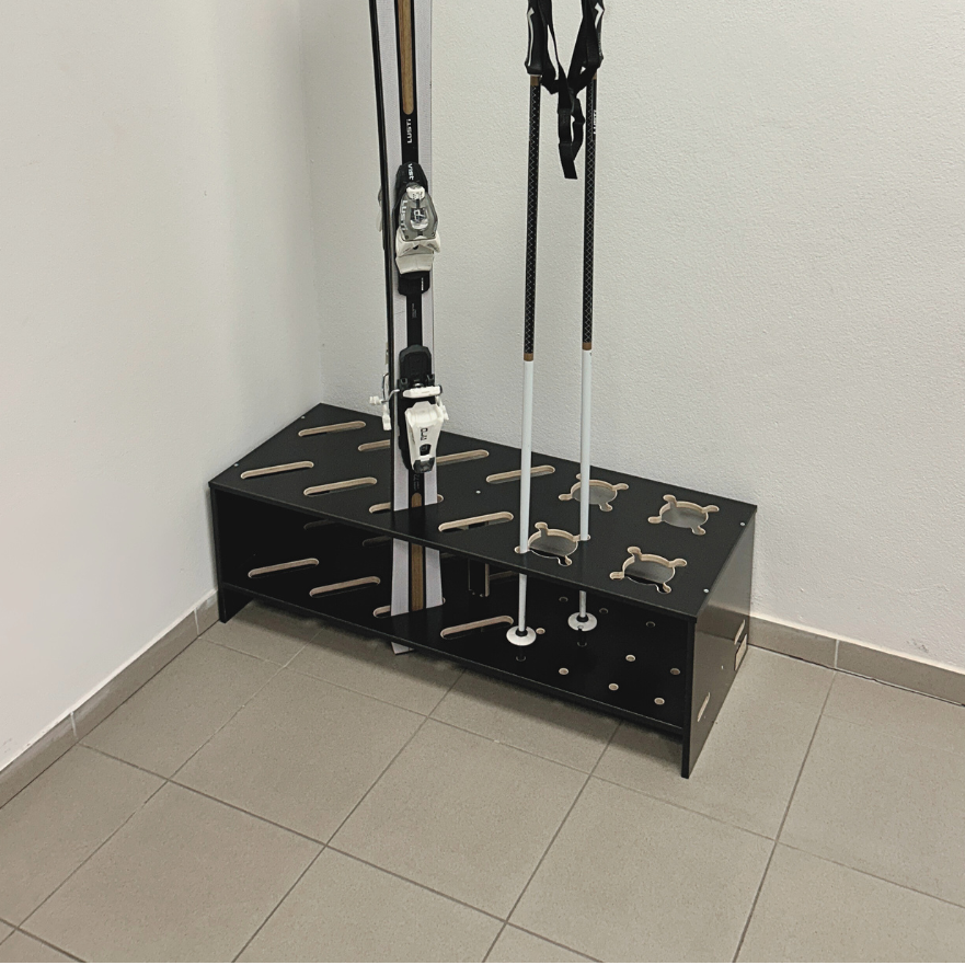 Kombinierter Skiständer für Ski und Stöcke