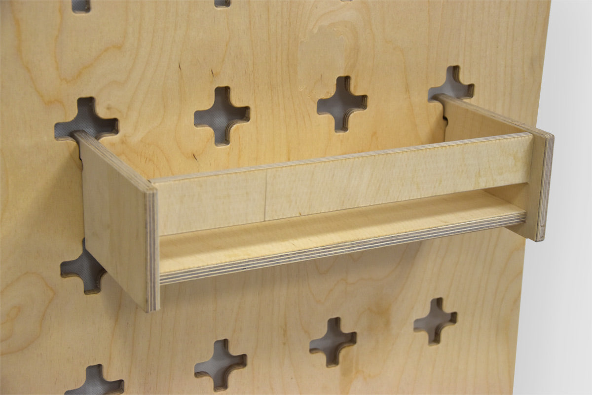 Hängendes Regal mit Stopper